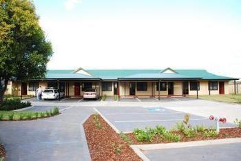 The Grapevine Motel Denman Экстерьер фото